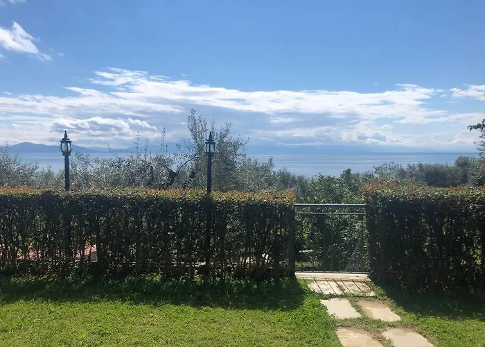 度假居 Olive Tree Bay 莱福卡斯特龙